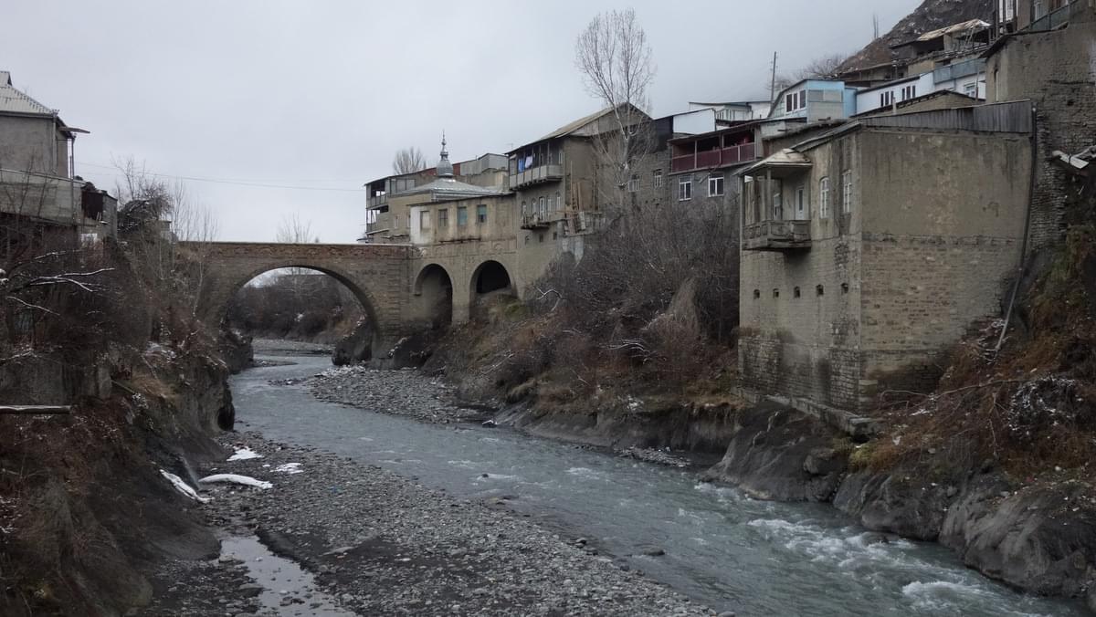 Ахты над уровнем моря