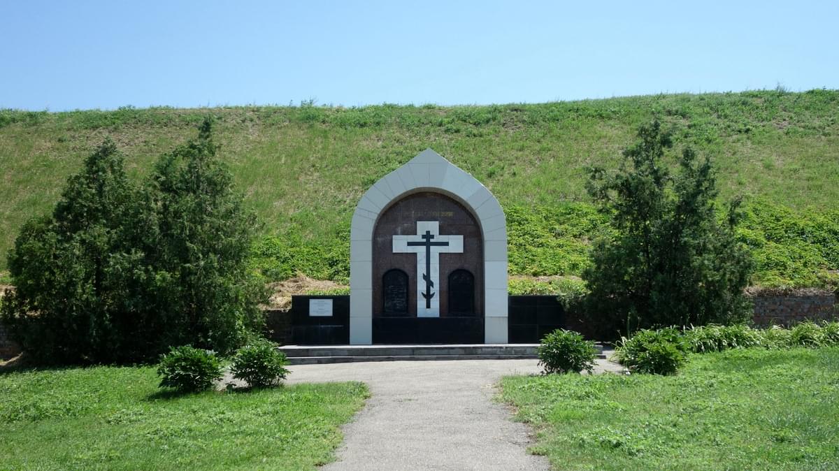 Азовская область. Ст Азовская памятник.